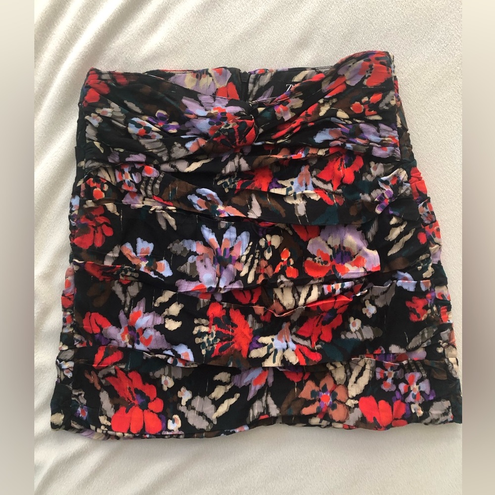 Zara Floral Pleated Mini Skirt